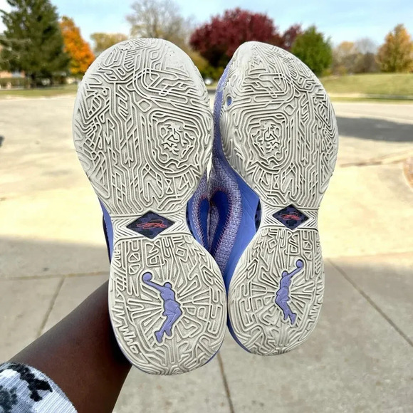 Nike Lebron 20 Violet Frost Men’s Athletic Shoes Size 10 - Picture 9 of 17